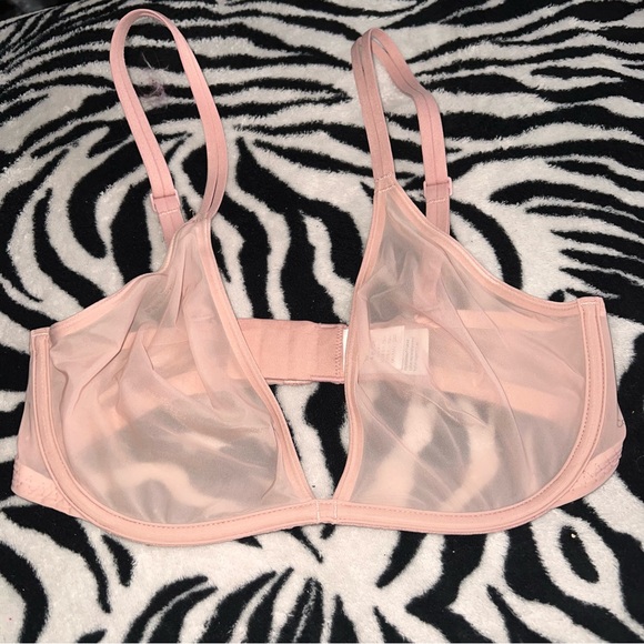 Calvin Klein - Light Pink Bra - Picture 2 of 4